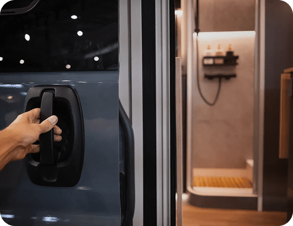 Hand opening camper van sliding door